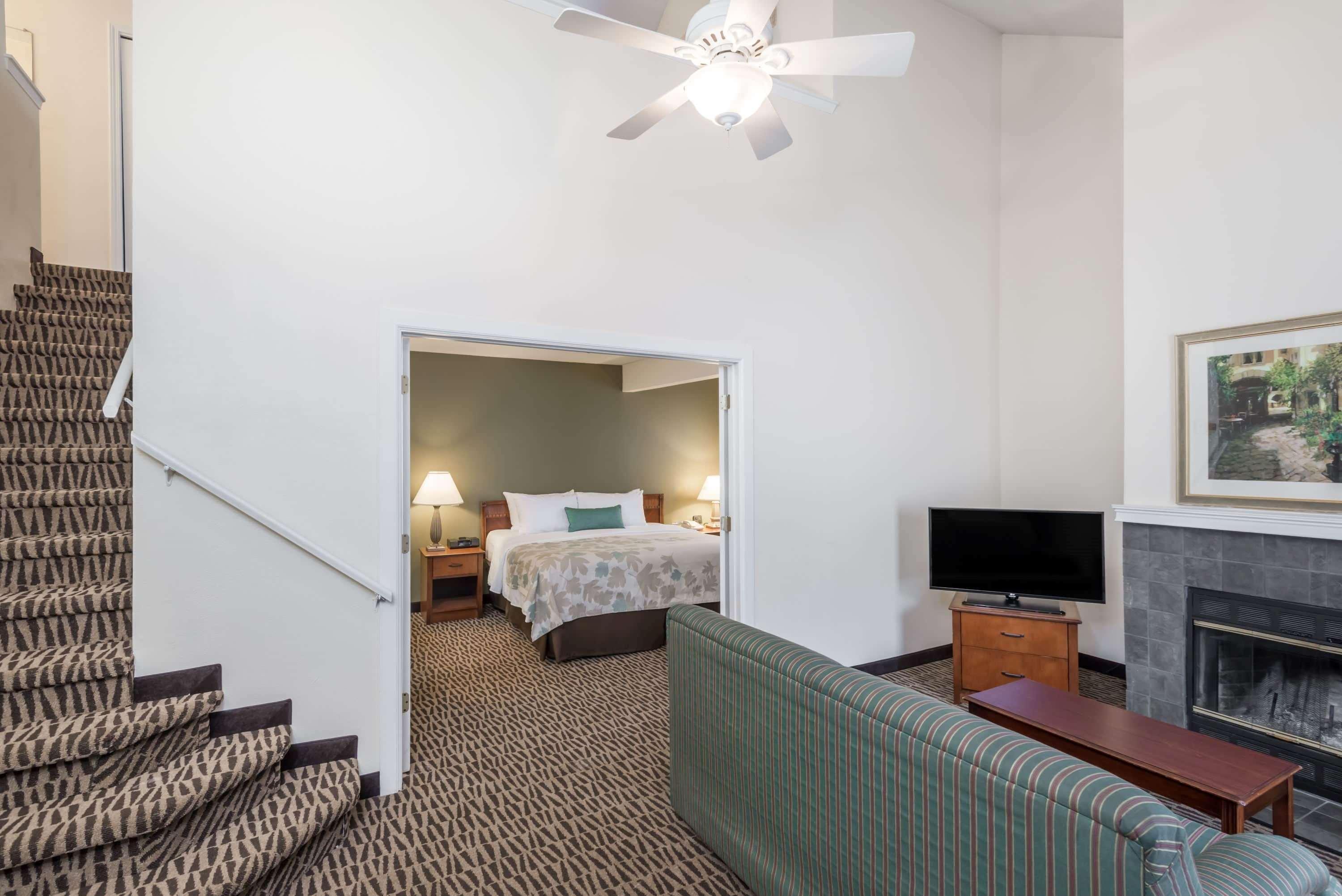 Best Western Fishkill Inn & Suites Exterior foto