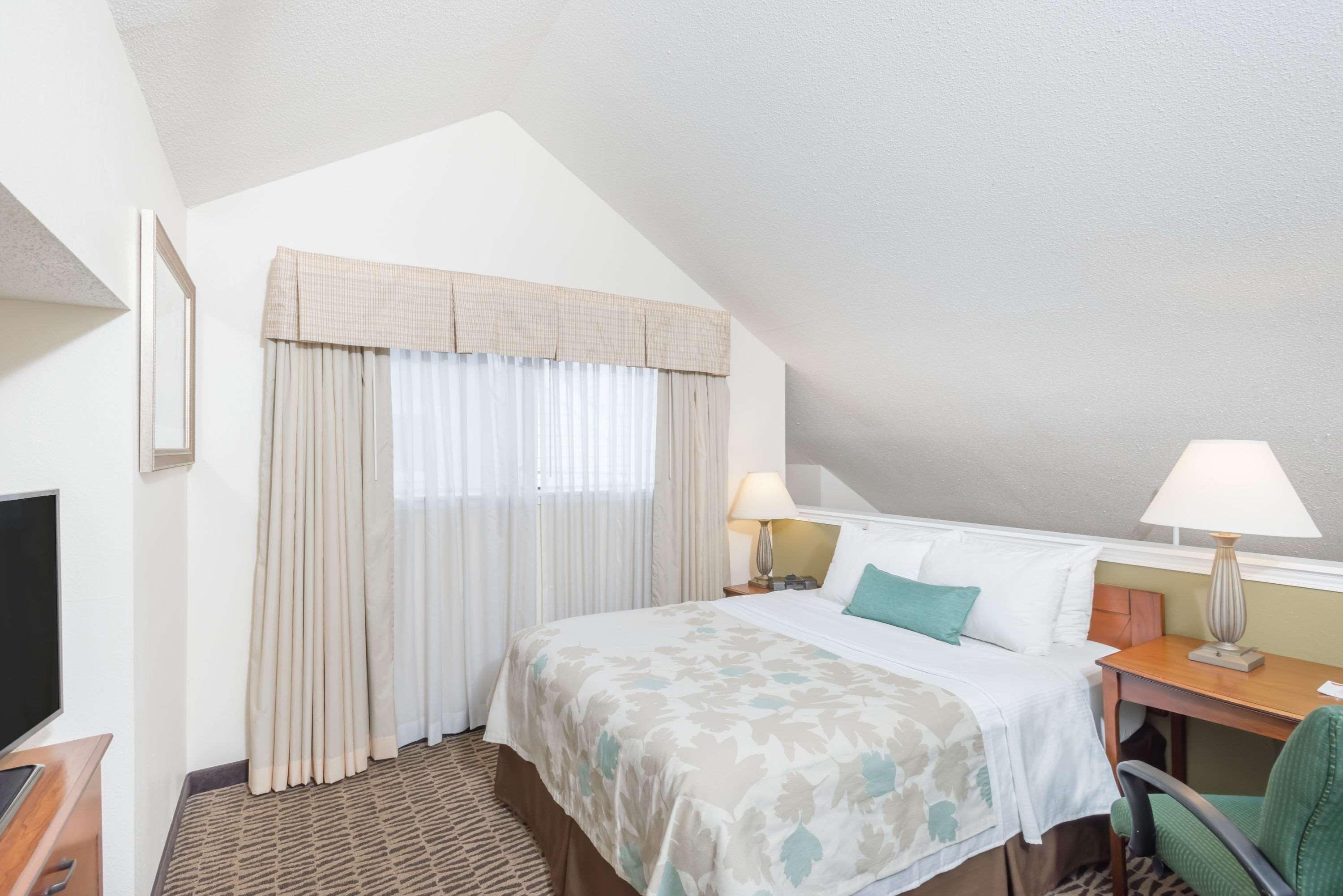 Best Western Fishkill Inn & Suites Exterior foto