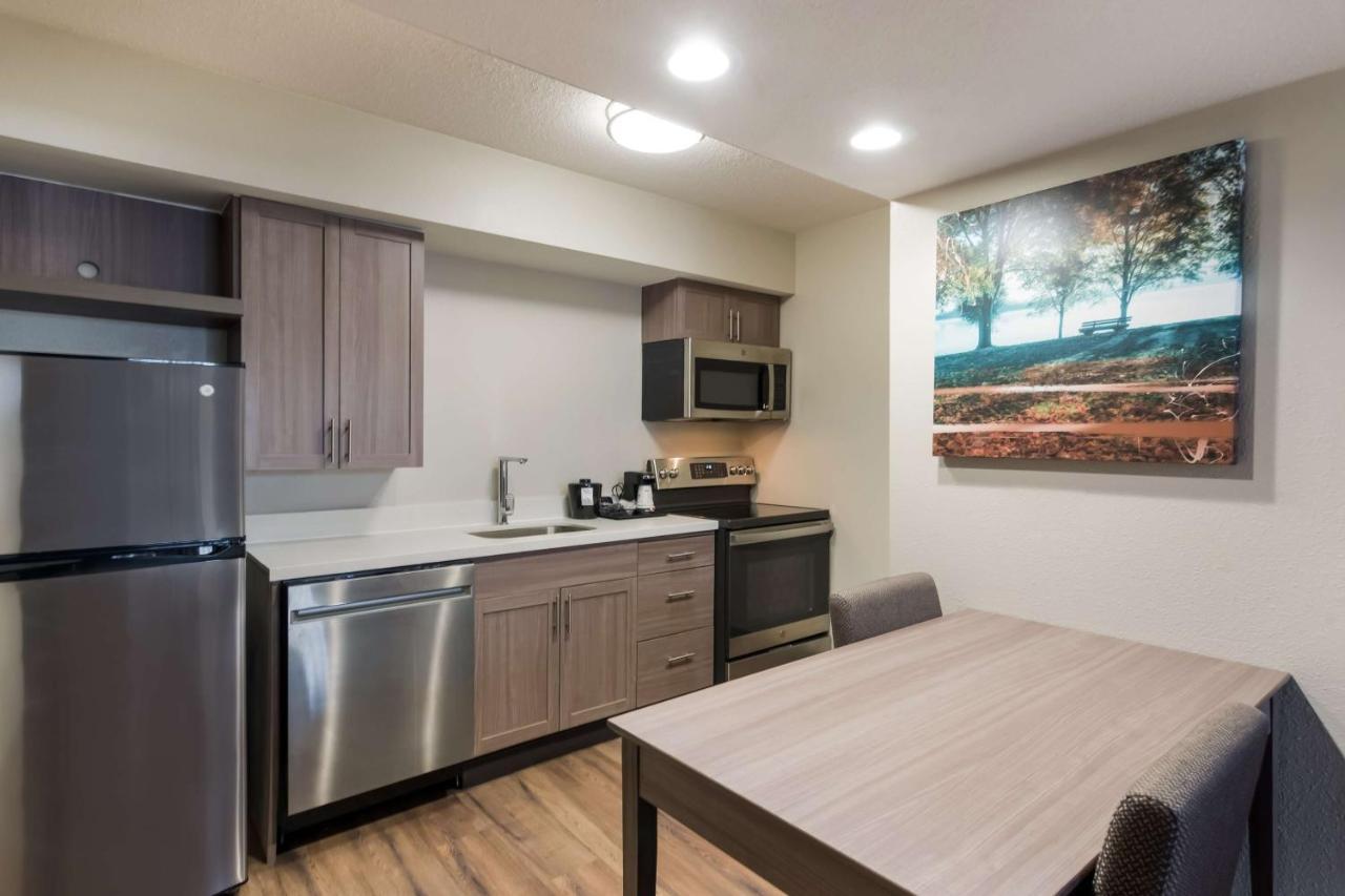 Best Western Fishkill Inn & Suites Exterior foto